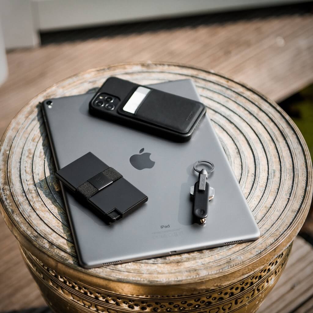Ekster Cardholder